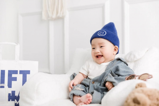 安顺宝宝多久开始攒肚 安顺宝宝多久开始攒肚